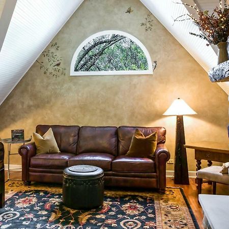 Harvey House Bed & Breakfast Оук Парк Екстериор снимка