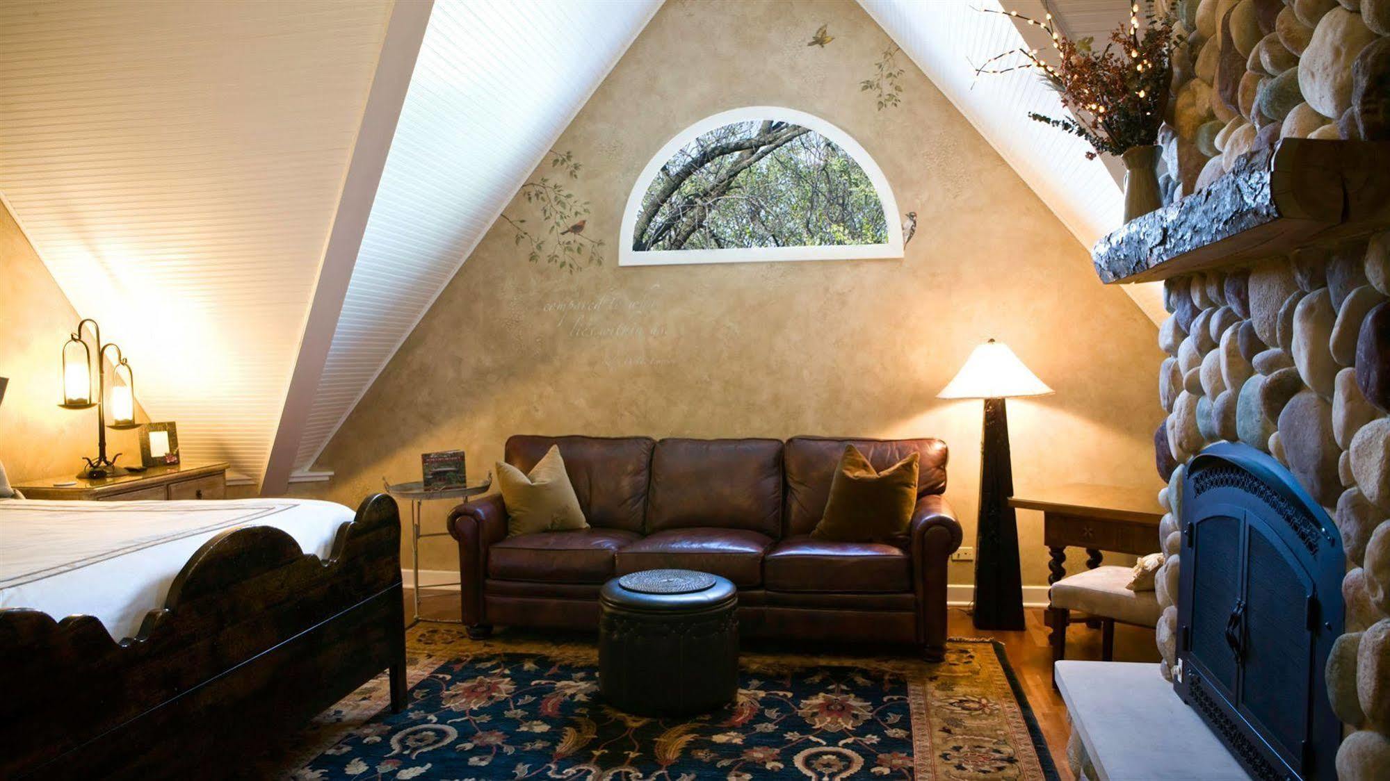 Harvey House Bed & Breakfast Оук Парк Екстериор снимка