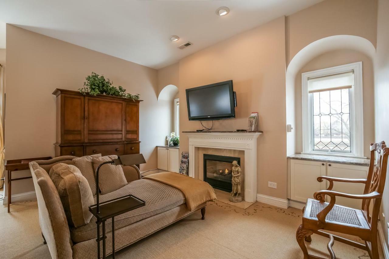 Harvey House Bed & Breakfast Оук Парк Екстериор снимка