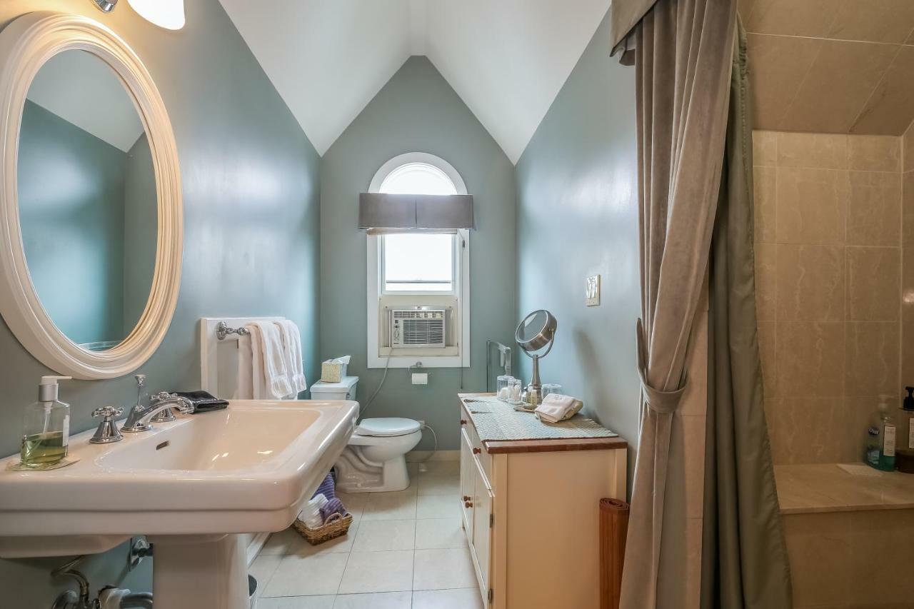 Harvey House Bed & Breakfast Оук Парк Екстериор снимка