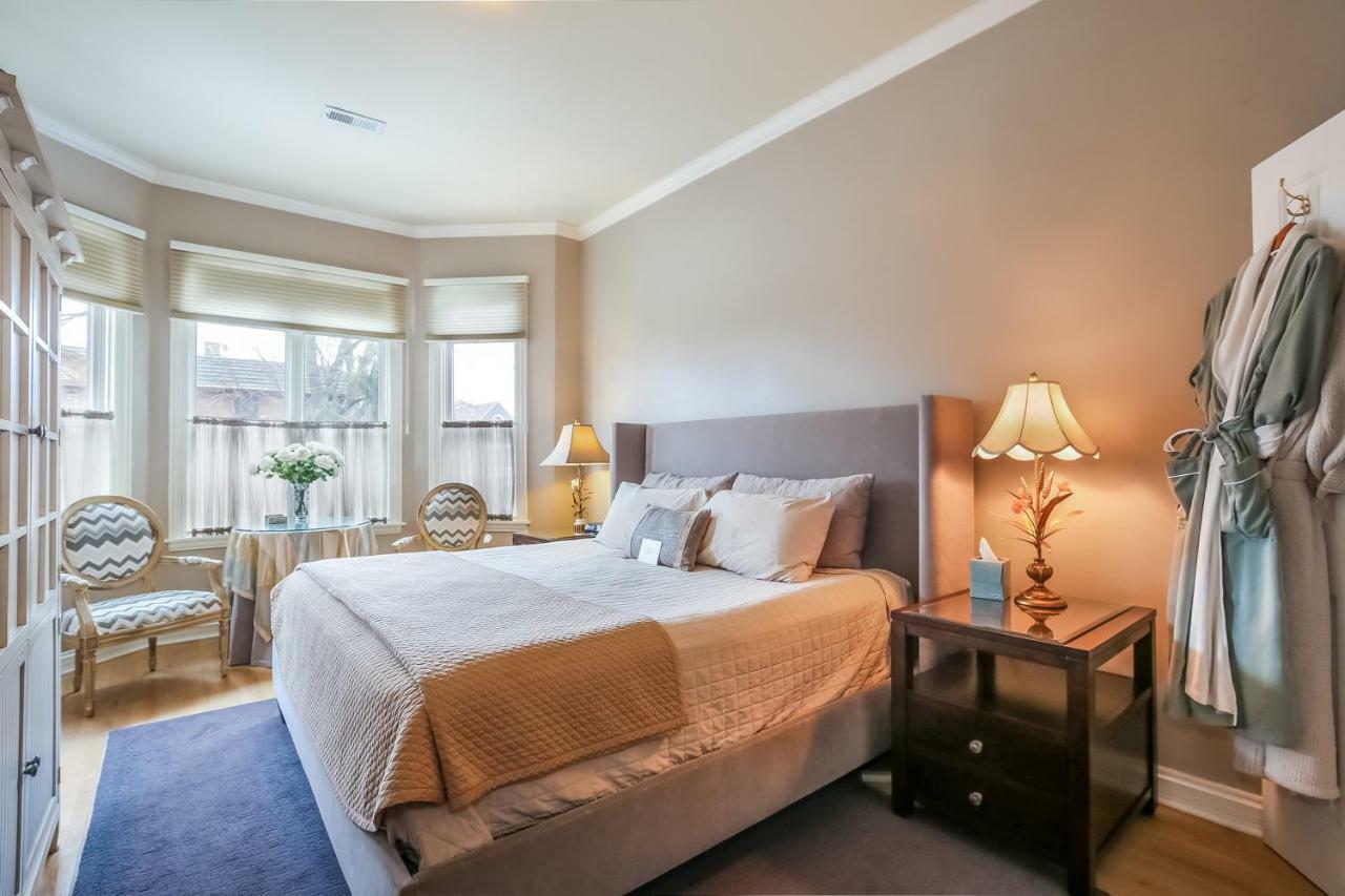 Harvey House Bed & Breakfast Оук Парк Екстериор снимка